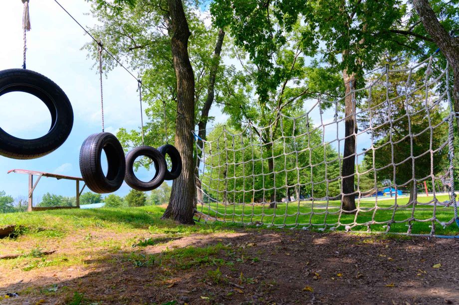 Low ropes course facility